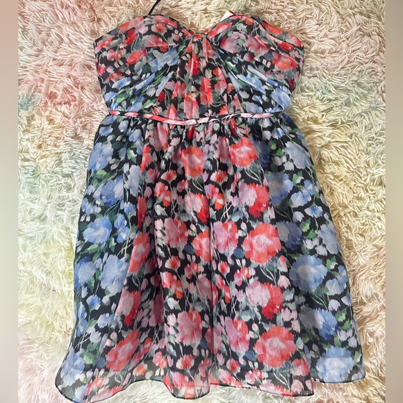 NWT New CAROLINA HERRERA Peony-Print Mini Dress Size 10 - Picture 5 of 12